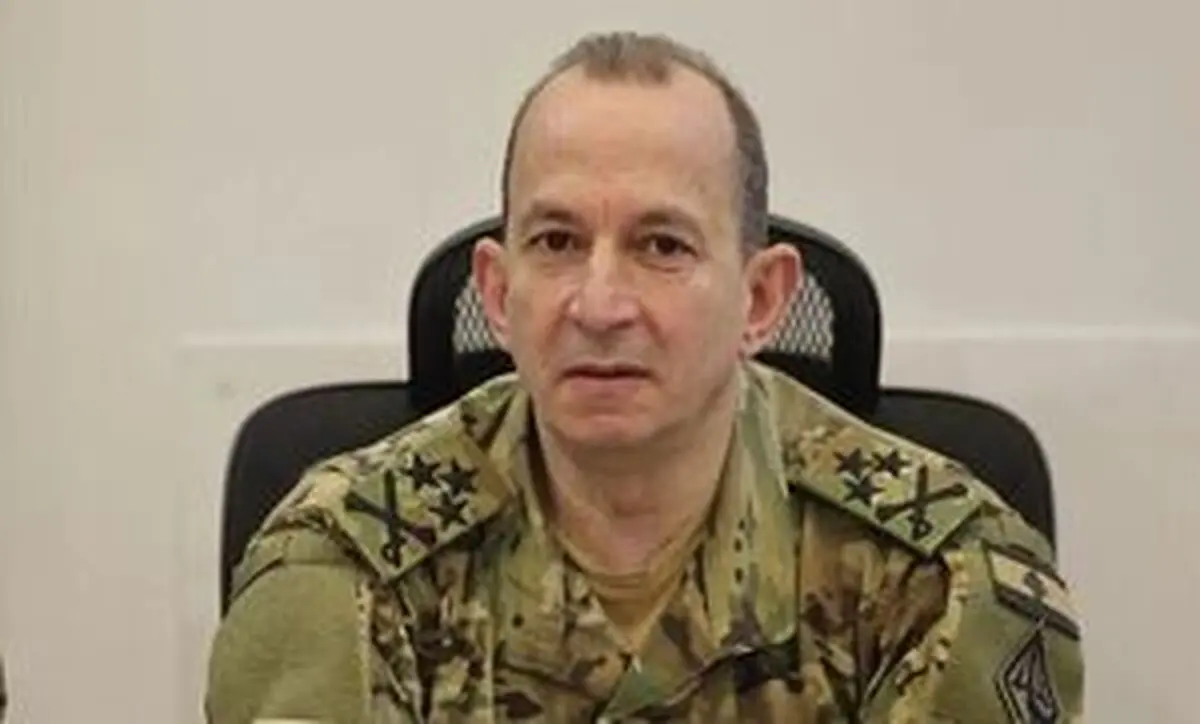 فرمانده ارتش لبنان به پاکستان سفر کرد