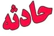 ملکی از ریزش آوار می گوید