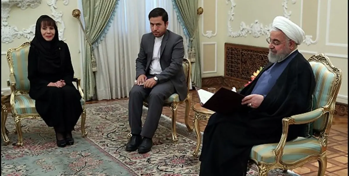 روحانی: ریشه مشکلات در مداخله قدرتهای بزرگ است
