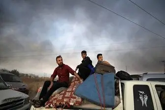 خروج حدود ۱۰۰۰ غیر نظامی سوری از ادلب