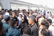 کارگرانی با دستان خالی در تمنای زندگی