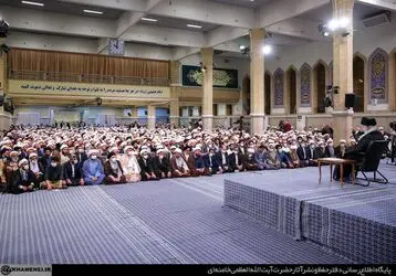 جمعی از مبلغان و طلاب حوزه‌های علمیه با رهبر انقلاب دیدار کردند