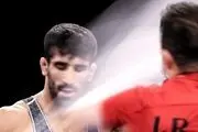  ضربه فنی شدن قیاسی مقابل کشتی‌گیر هند 