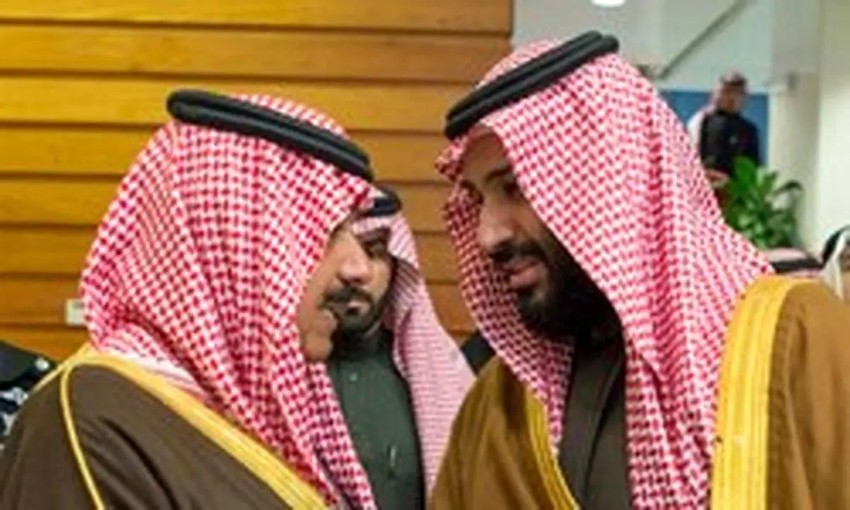 پخش نخستین تصاویر از آزادی پسر پادشاه در کنار ولیعهد سعودی