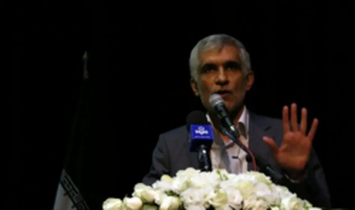 ماندن یا رفتن افشانی از شهرداری؟