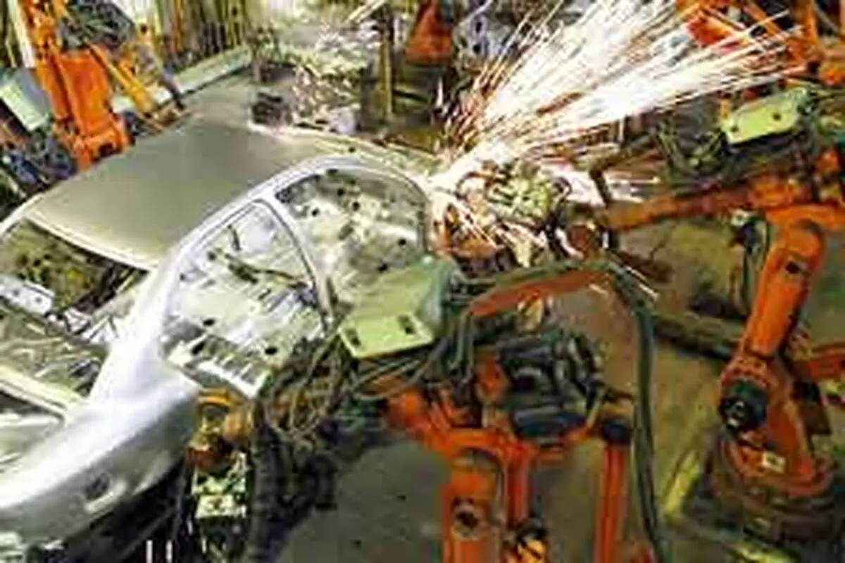 تزریق پول به خودروسازان، ازچه محلی است؟