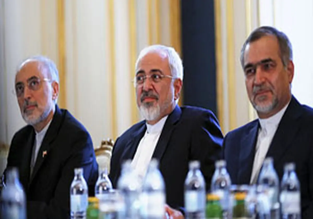  آیا روحانی برادر خود را که چشم و گوش اوست کنار گذاشته؟