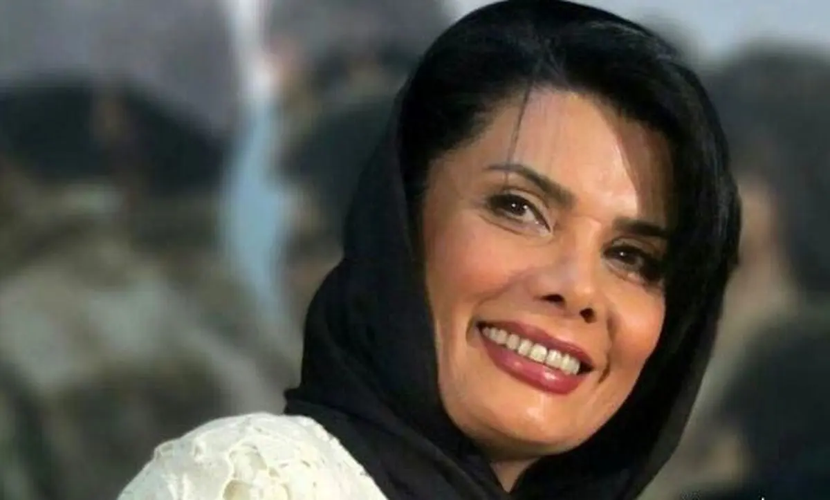 بازارگردی عاطفه رضوی /عکس