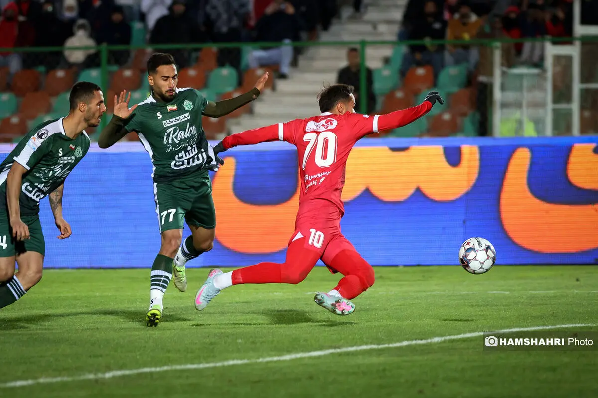 تماس وینگر پرسپولیس با ۲گزینه