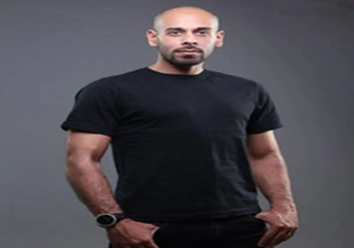 شباهت عجیب آرشا اقدسی و گربه اش +عکس