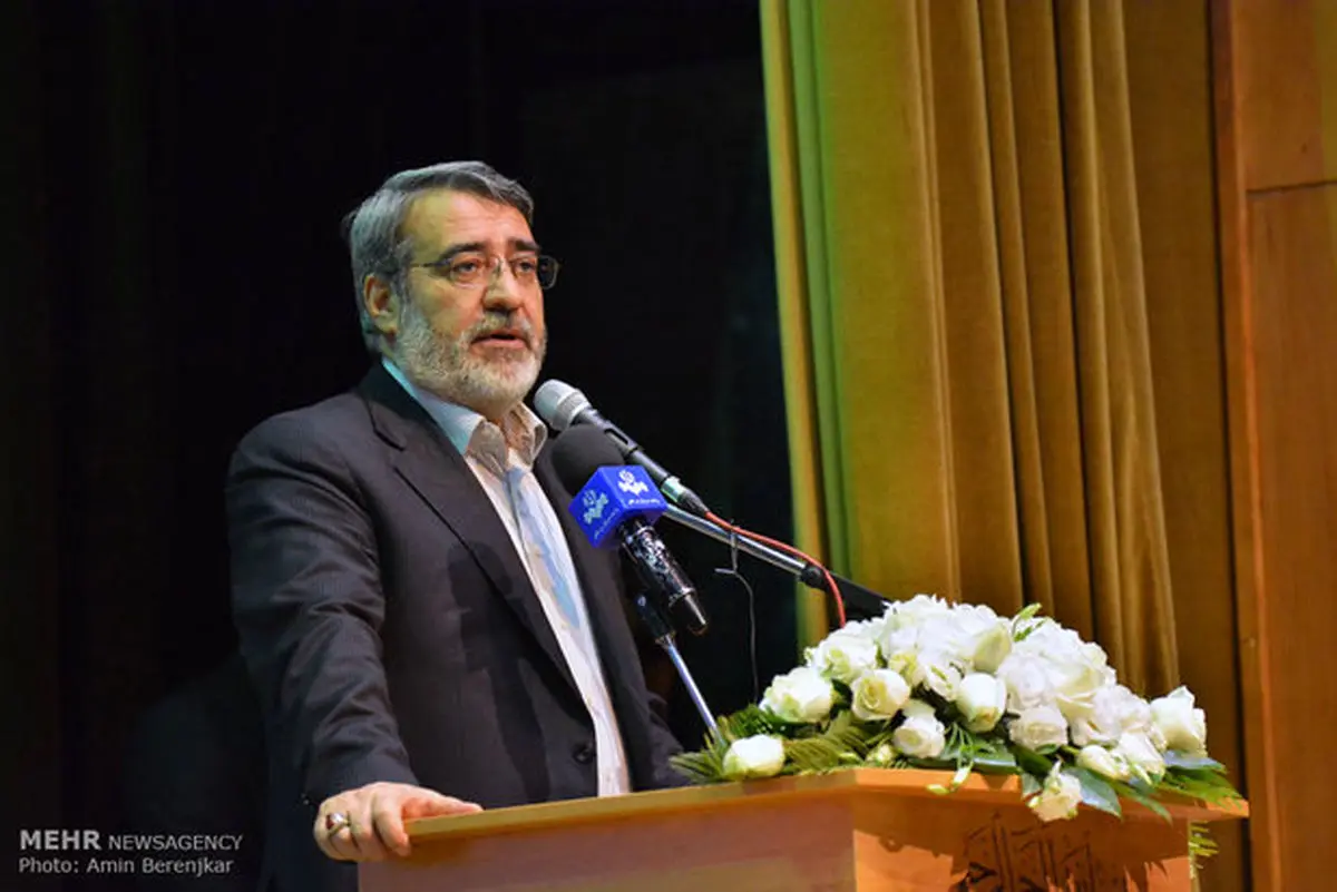 ائمه جمعه وزارت کشور را در برگزاری انتخابات کمک کنند