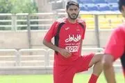 بازیکن پرسپولیس در یکی از مدرسه های محله دروازه غار+عکس