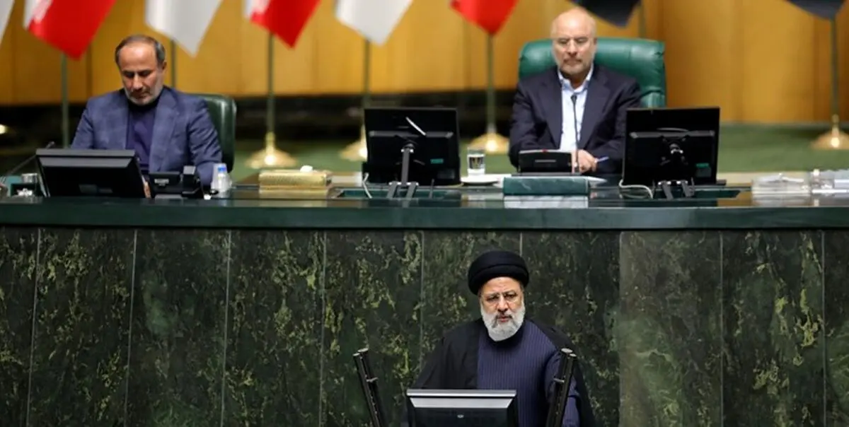 حسرت اختلاف میان دولت و مجلس را به دل دشمنان می‌گذاریم