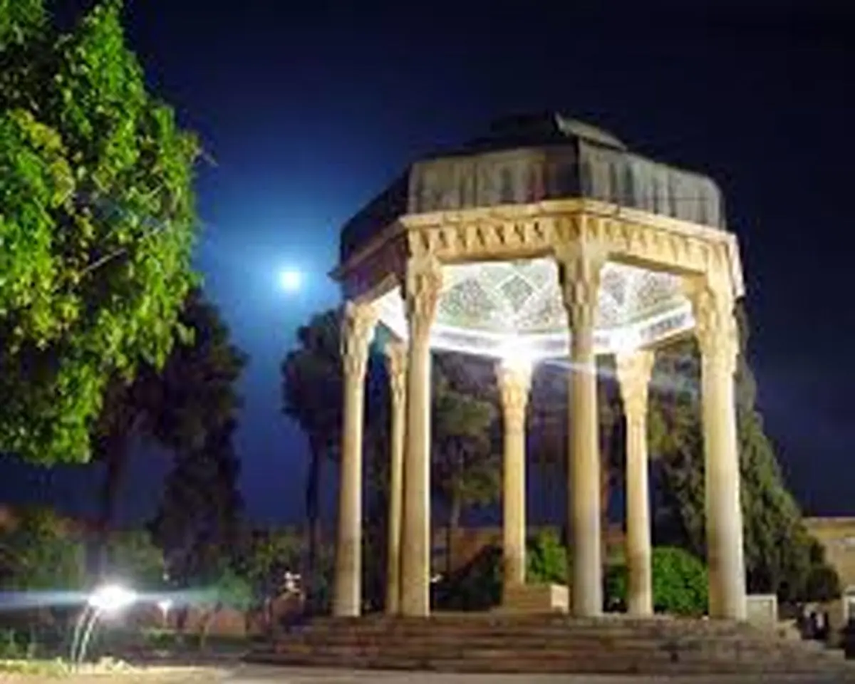 چند نکته درباره اشعار مشکوک حافظ!