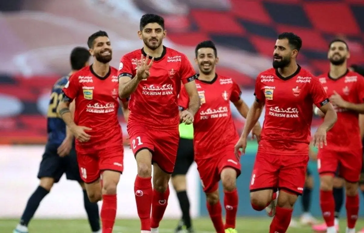 خلاصه بازی گل گهر 0 - پرسپولیس 2