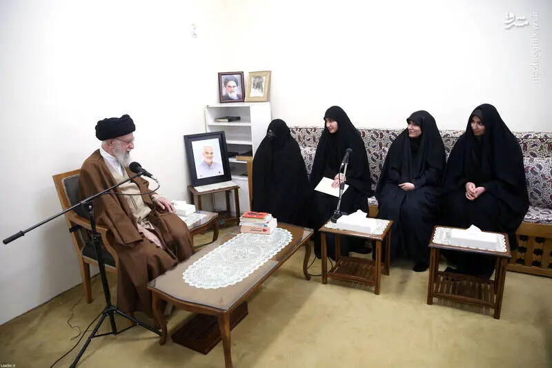 دیدار امروز رهبر معظم انقلاب با خانواده حاج قاسم/گزارش تصویری