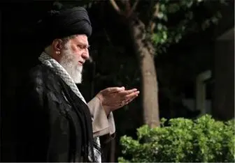 نماز میت رهبر انقلاب بر پیکر آیت الله هاشمی رفسنجانی