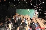 وداع مردم میبد با پیکر «سید مرتضی حسینی» شهید مدافع حرم
