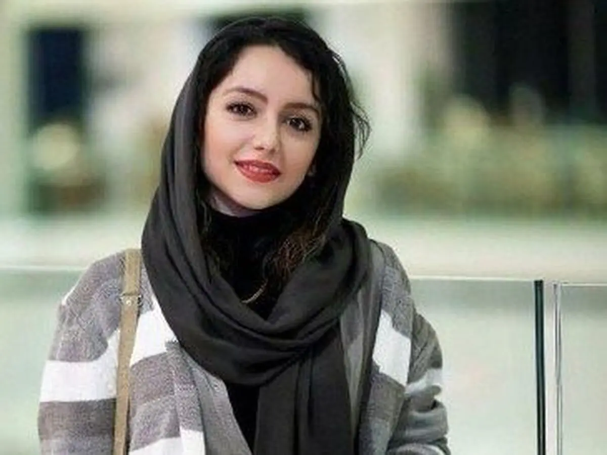 نازنین بیاتی در جمع دوستانش /عکس