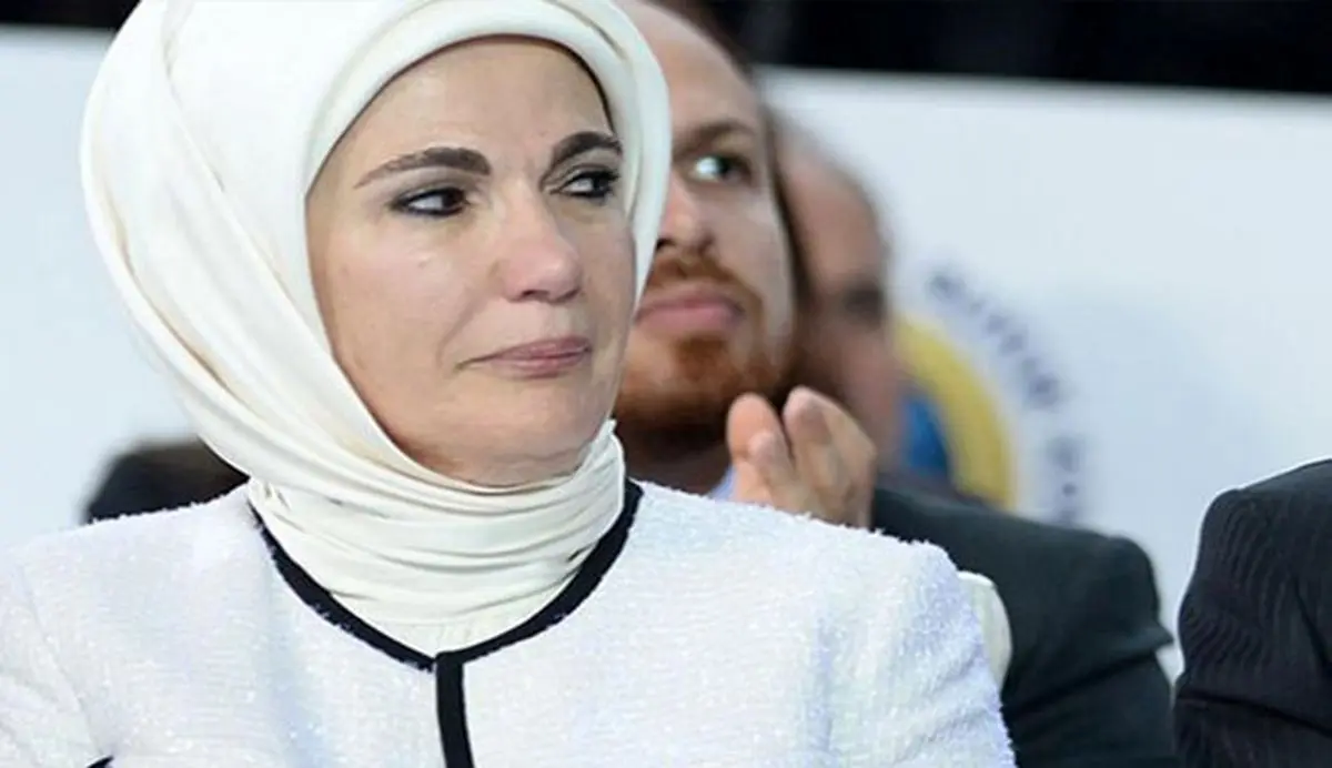 تجلیل همسر اردوغان از حرمسرای سلطان!
