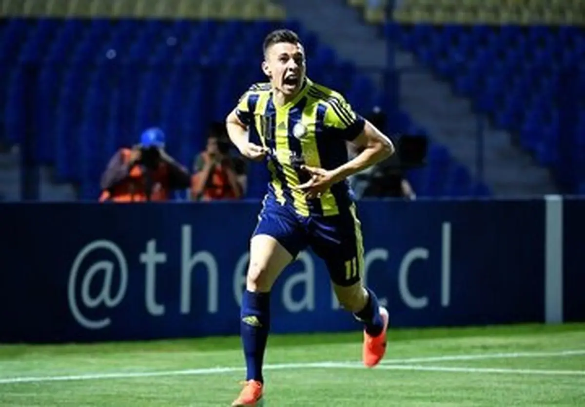 سرگیف کنار رونالدو و مسی؛ ستاره جدید پرسپولیس رکورد زد!