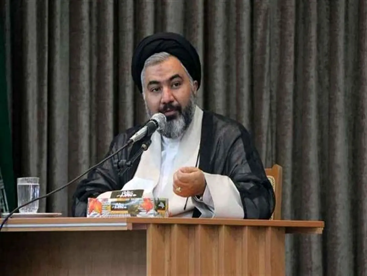 کمرنگشدن اقامه نماز عامل افزایش فسادوفحشاست