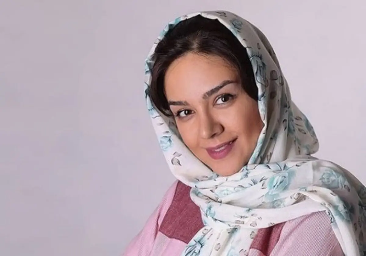 شیرین در نون خ با عکسی متفاوت| تیپ متفاوت شیرین در نون خ