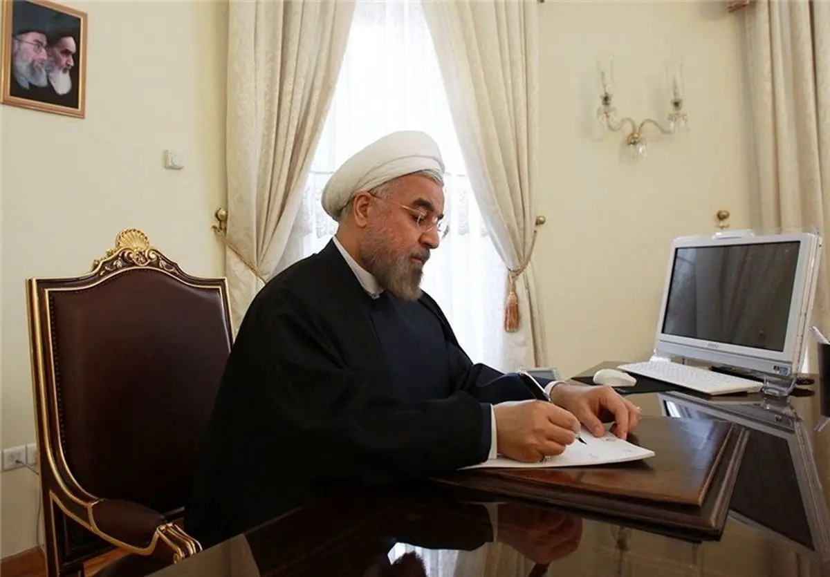 ابلاغ حکم وزیر بهداشت توسط رئیس جمهور