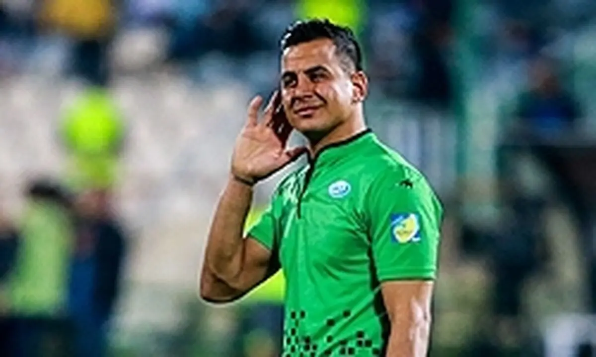 پرسپولیس به من پیشنهاد داد اما از بودن در فولاد راضی ام