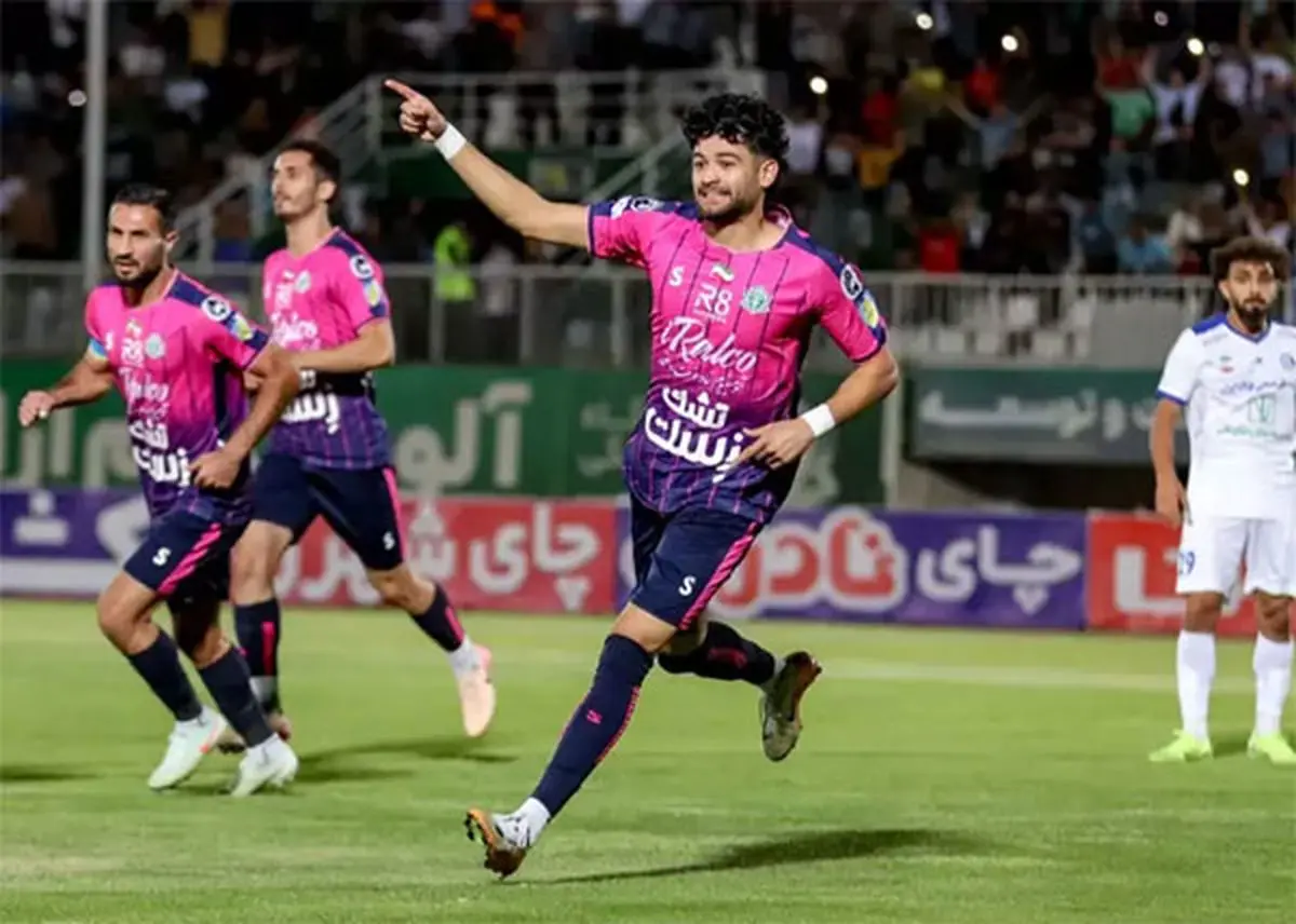 زانوی بازیکن آلومینیوم سوراخ شد+ عکس