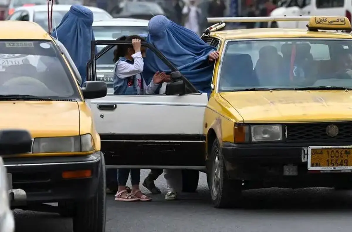 دستور جدید طالبان به رانندگان تاکسی درباره ححاب