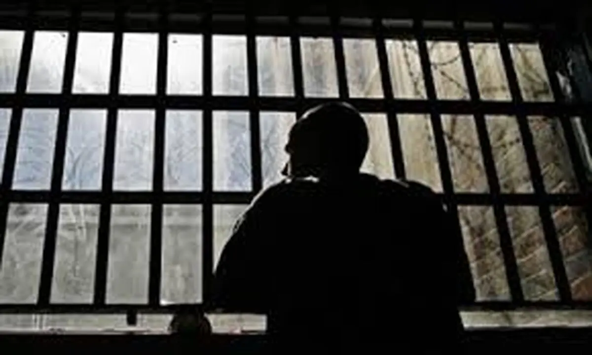 دولت وظیفه‌اش را در قبال زندانیان مواد مخدر انجام نداده است