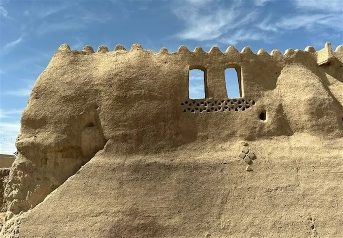 قلعه تاریخی ایران در ماجرای مرزی پاکستان آسیب دید؟