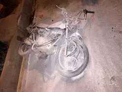 جان باختن یک تن بر اثر برخورد موتورسیکلت با گاردریل در بزرگراه شهید زین الدین