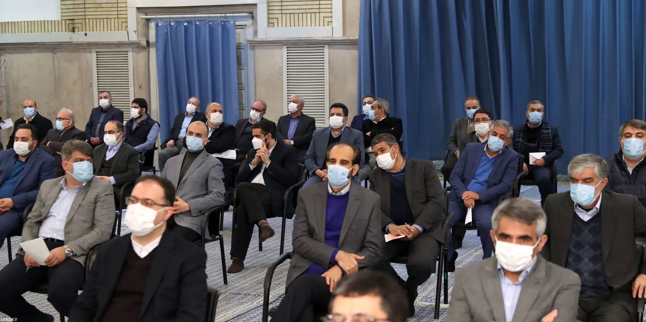 دیدار جمعی از تولیدکنندگان و فعالان صنعتی با رهبر معظم انقلاب/گزارش تصویری