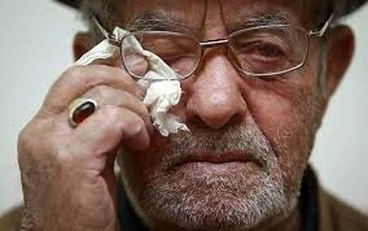 خبر فداکاری دهقان فداکار در روزنامه/عکس