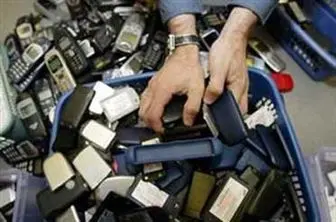 فروش آزادانه موبایل‌های دزدی در چهار راه مولوی