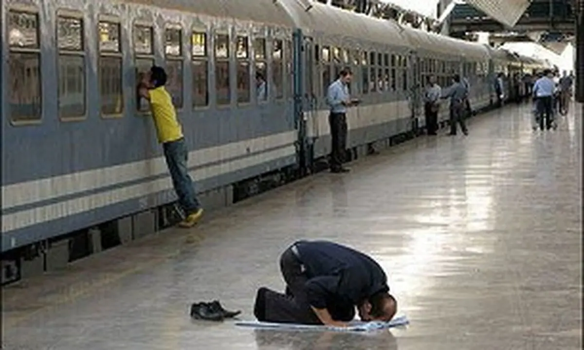در چه شرایطی مسافر، نماز را باید شکسته بخواند؟