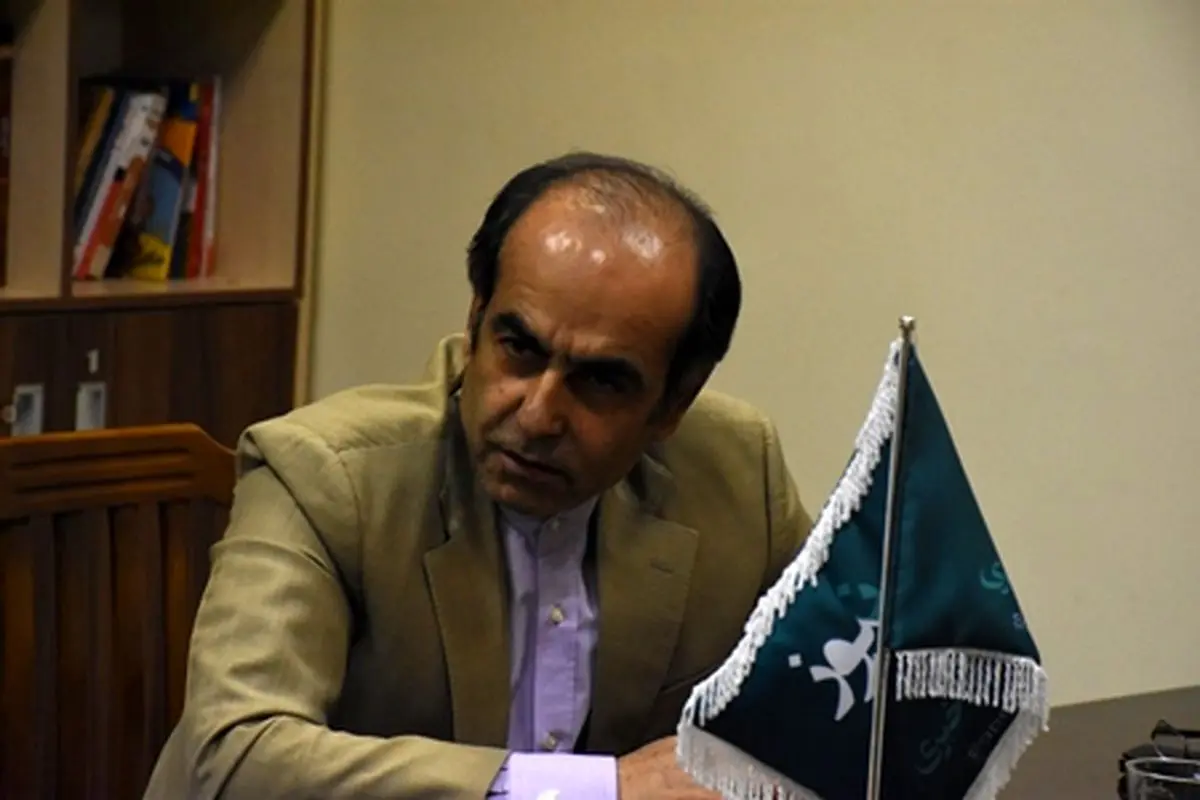 ادبیاتی که آقای روحانی در مقابل منتقدین به کار می برد درشأن رئیس جمهور نیست