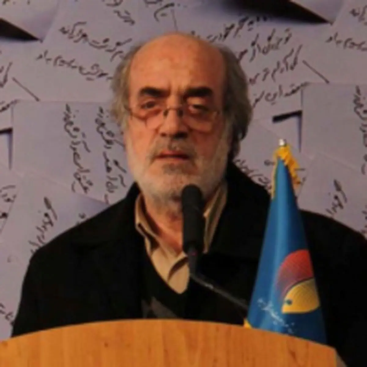 قانون باید جلوی سرقت ادبی بایستد