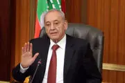 نبیه بری پذیرش استعفای حریری را منوط به اعلام آن از خاک لبنان دانست