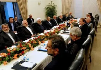 روحانی: از گسترش همکاری‌ها با اسلام‌آباد استقبال می‌کنیم/ آمادگی تهران برای افزایش صادرات برق به پاکستان
