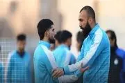 وینگر استقلال قراردادش را تمدید می‌کند