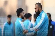 وینگر استقلال قراردادش را تمدید می‌کند