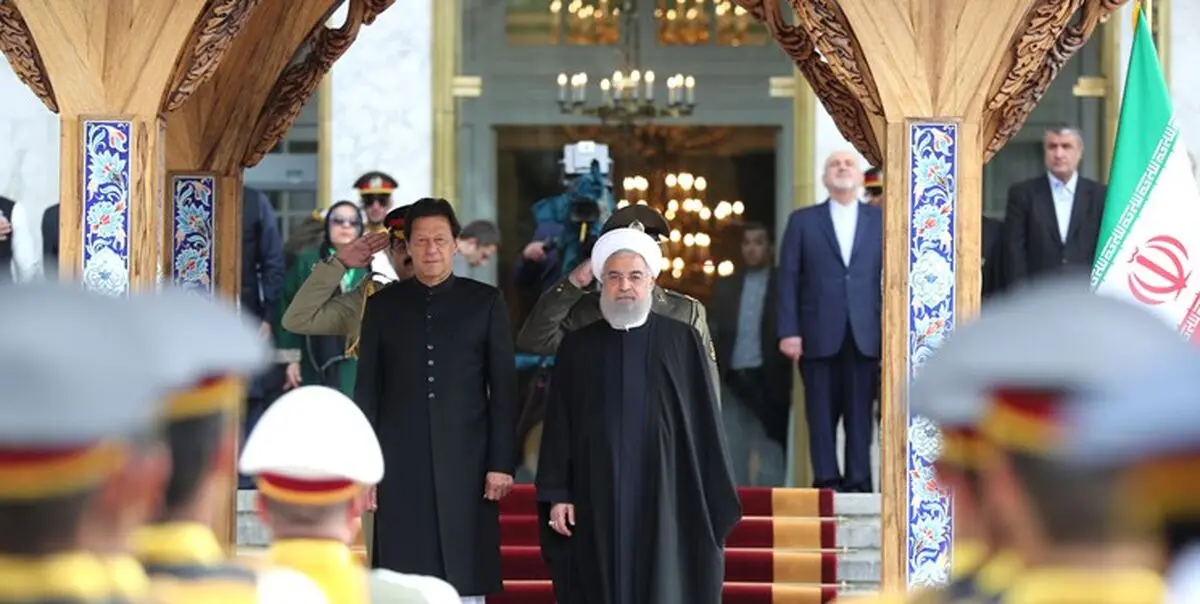 استقبال رسمی روحانی از نخست وزیر پاکستان
