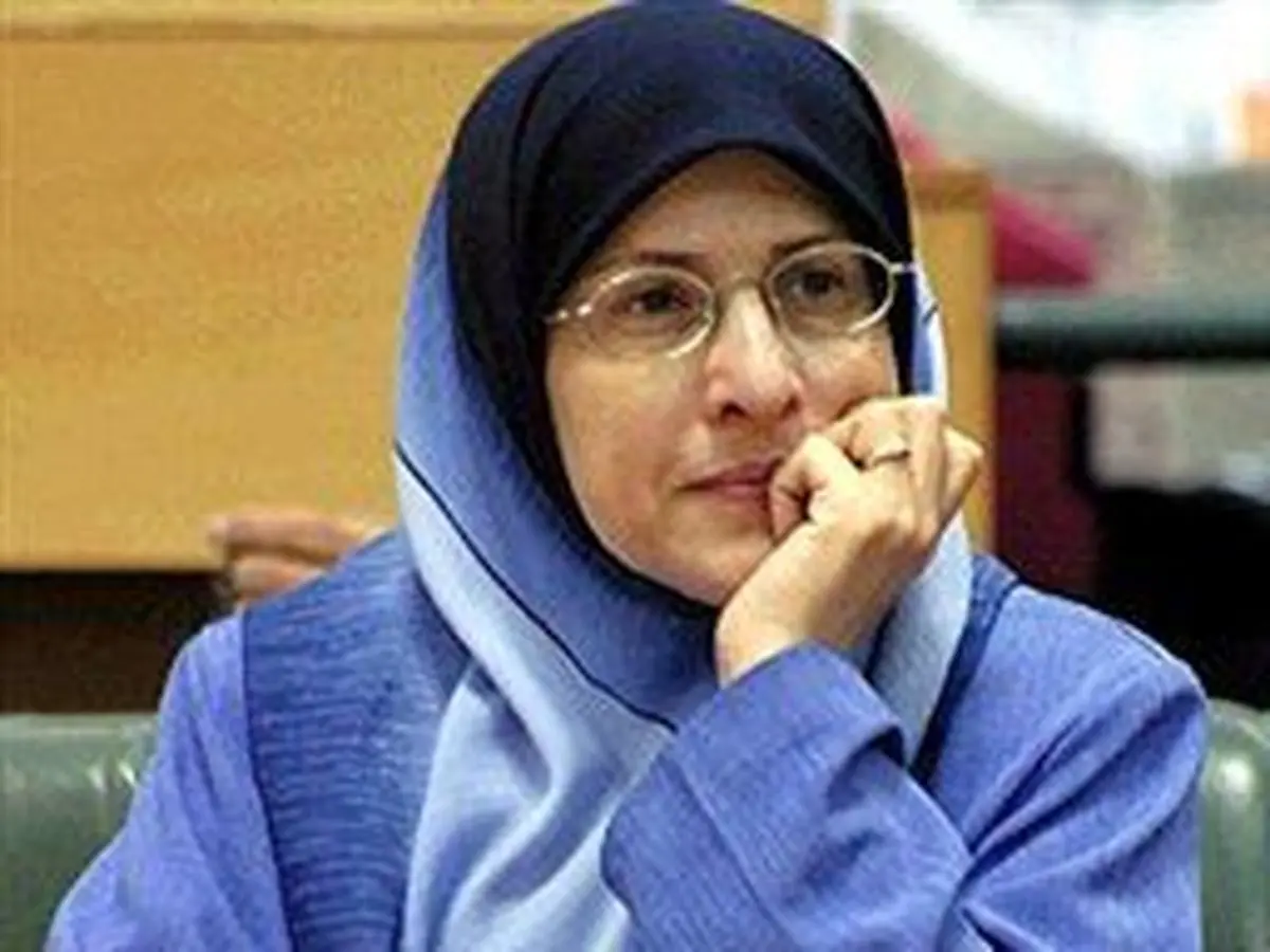 5 رای از 8 رای بیشتر است .... گور بابای دموکراسی!