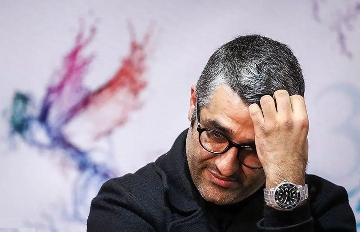 پژمان جمشیدی با چادر گلدار در خیابان!