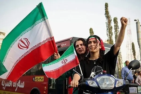 افشاگری نیویورک تایمز از برنامه آشوب در تابستان برای ایران 