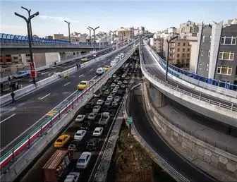 پل تقاطع غیرهمسطح بزرگراه شهید چمران به صورت آزمایشی افتتاح شد
