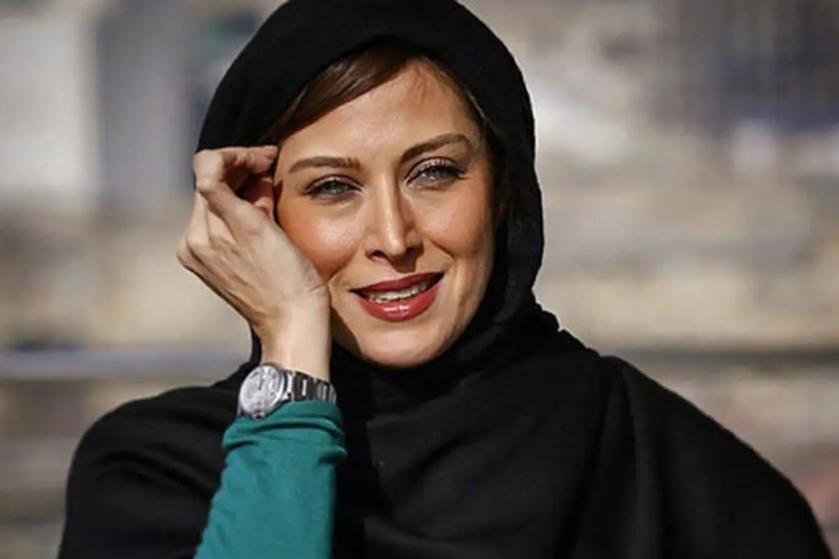 کیک بزرگ 51اُمین سالگرد تولد مهتاب کرامتی /عکس